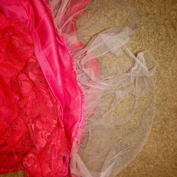 Coral pink lace dress - Picture 8 of 9